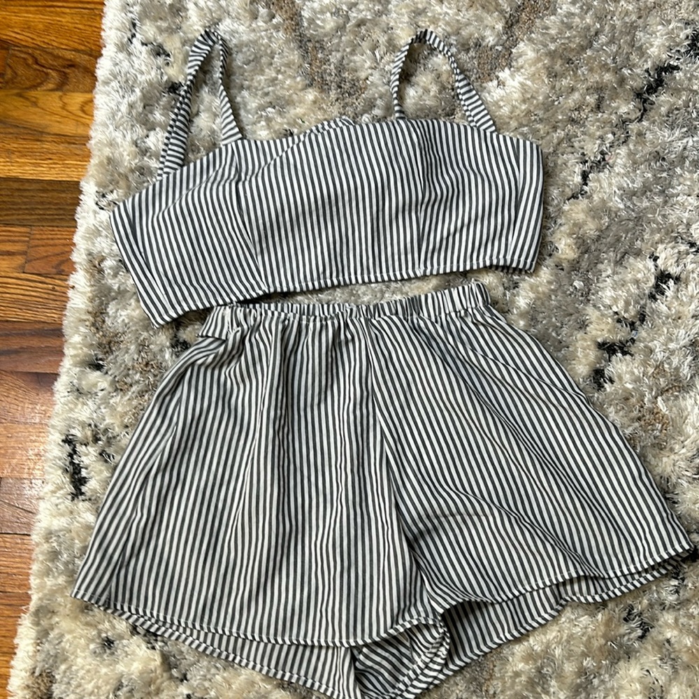 Two piece striped tropical back-detailing size small NWOT